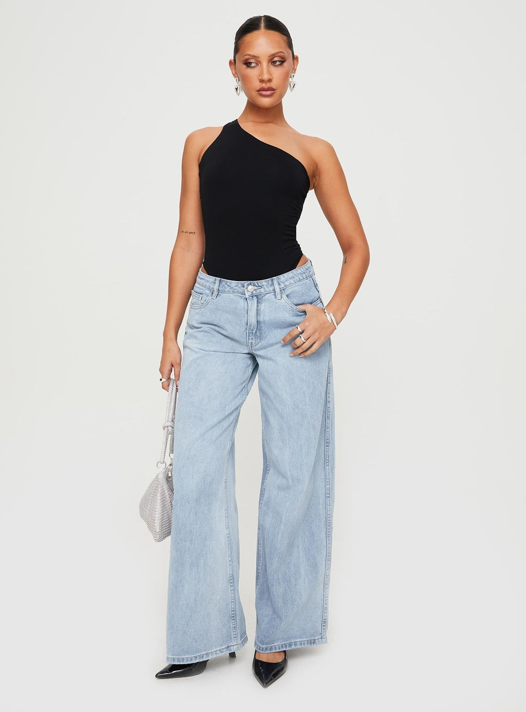 Women's Ramos Low Rise Denim Jeans Light Wash | Low-rise wide leg denim jeans 2