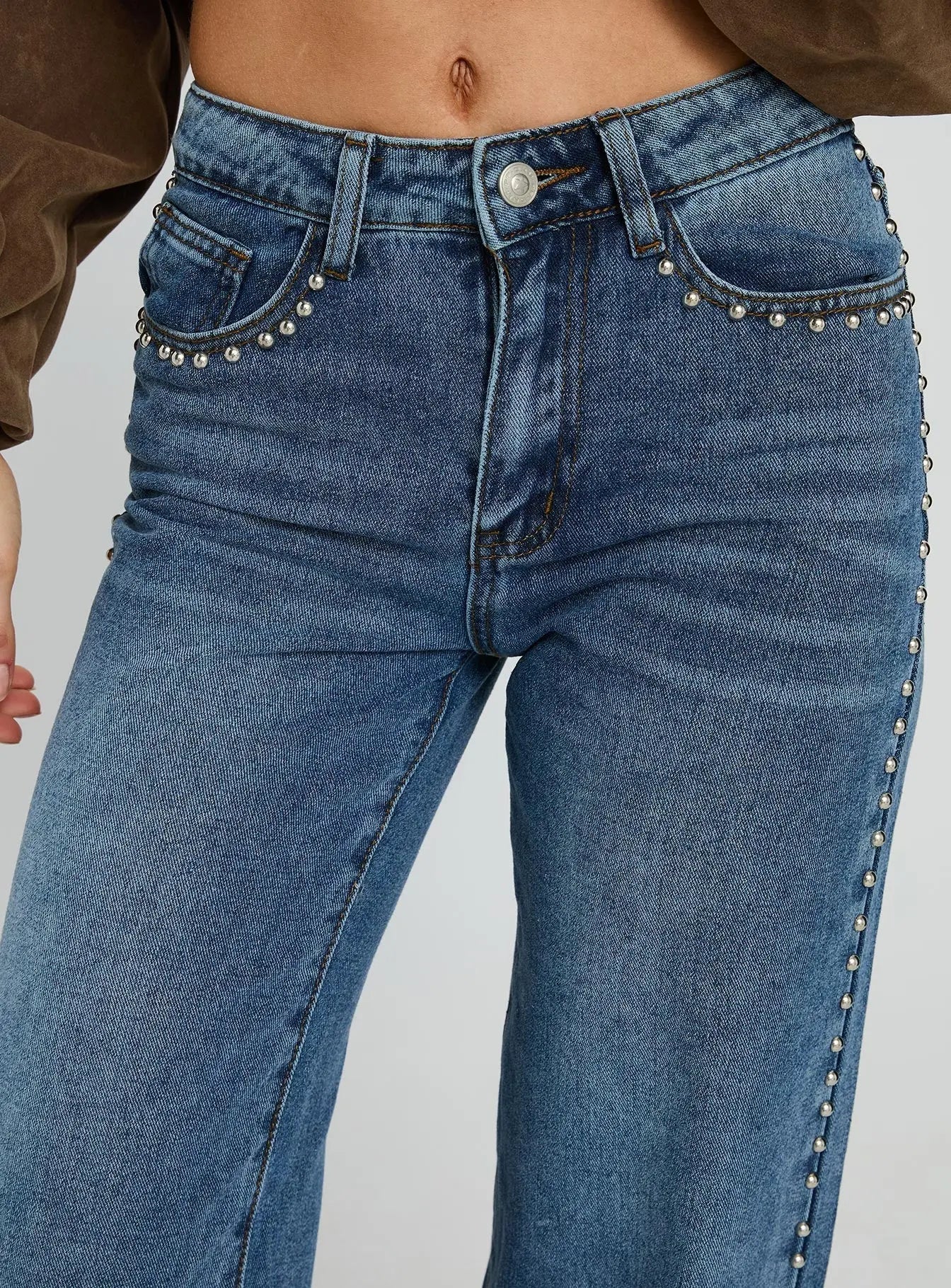 Women's Saving Up Mid Rise Straight Leg Studded Jeans Mid Blue | Stud detail mid-rise denim jeans 5