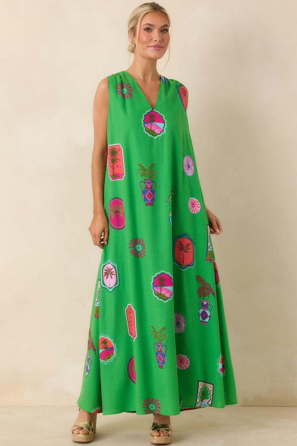 Women's Send Me A Postcard Green Multi Tropical Print Maxi Dress | 75% Rayon & 25% Linen 2
