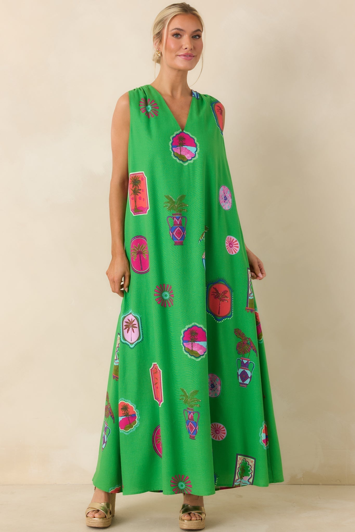 Women's Send Me A Postcard Green Multi Tropical Print Maxi Dress | 75% Rayon & 25% Linen 2