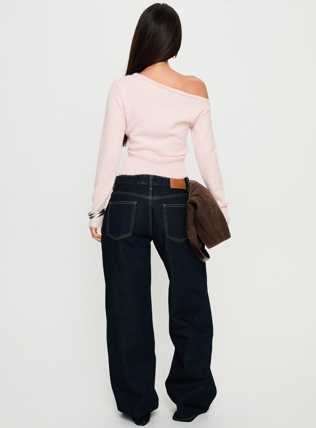 Women's Serenitia Mid Rise Relaxed Jeans Dark Raw Wash | Denim jeans with a mid-rise relaxed fit & straight 5