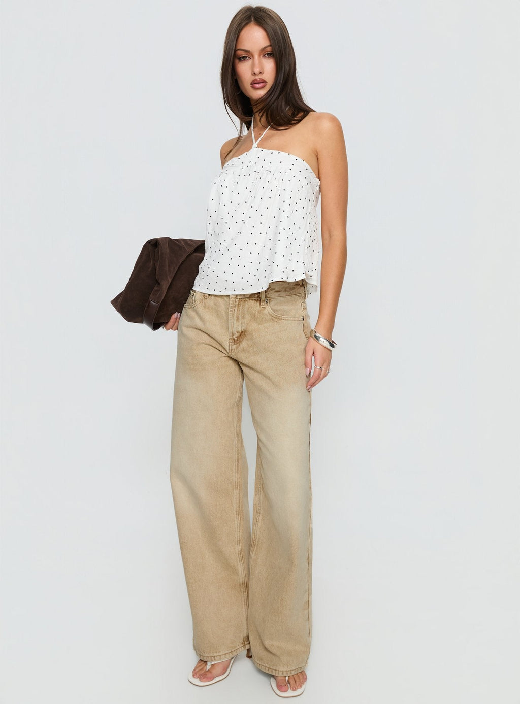 Women's Serenitia Mid Rise Relaxed Jeans Sandy Brown Wash | Jeans in brown-washed denim with a mid-rise 2