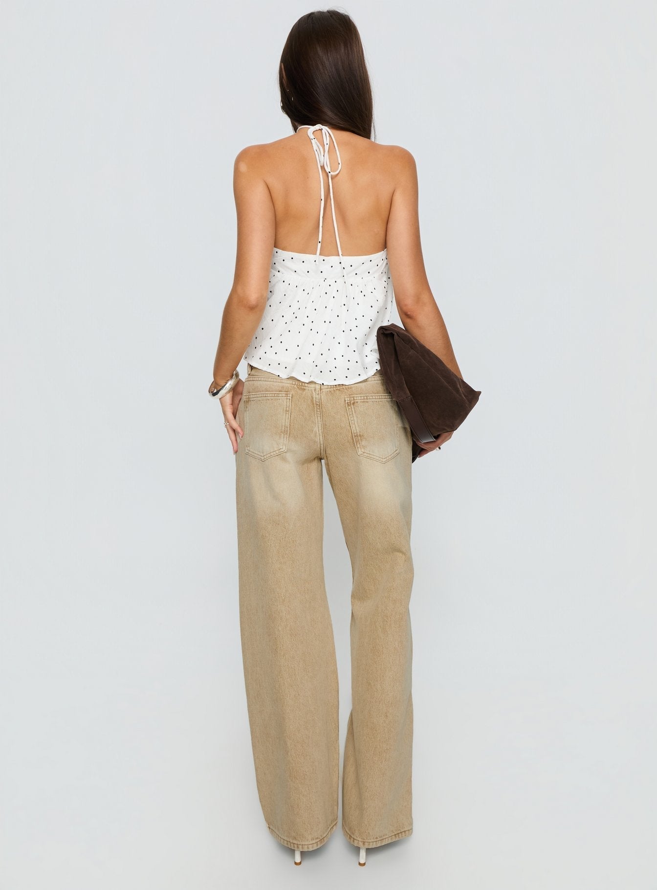 Women's Serenitia Mid Rise Relaxed Jeans Sandy Brown Wash | Jeans in brown-washed denim with a mid-rise 4