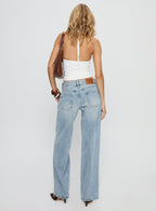 Women's Serenitia Mid Rise Straight Leg Jeans Light Wash | Mid-rise relaxed denim jeans 3