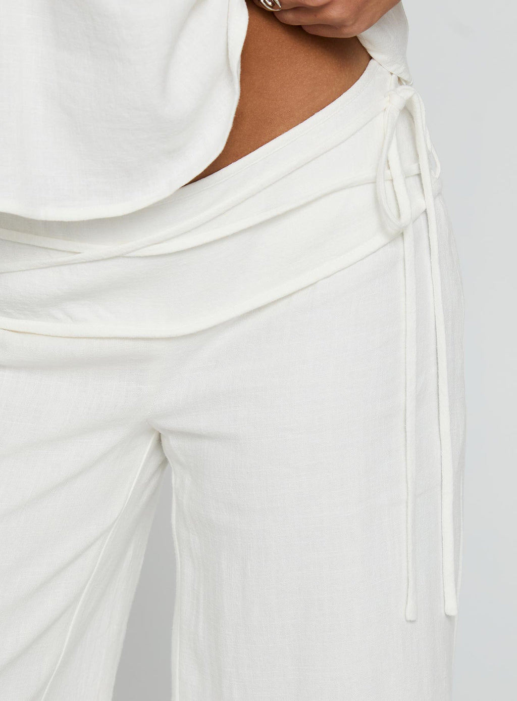 Women's Silver Moon Linen Blend Tie Pants White 5