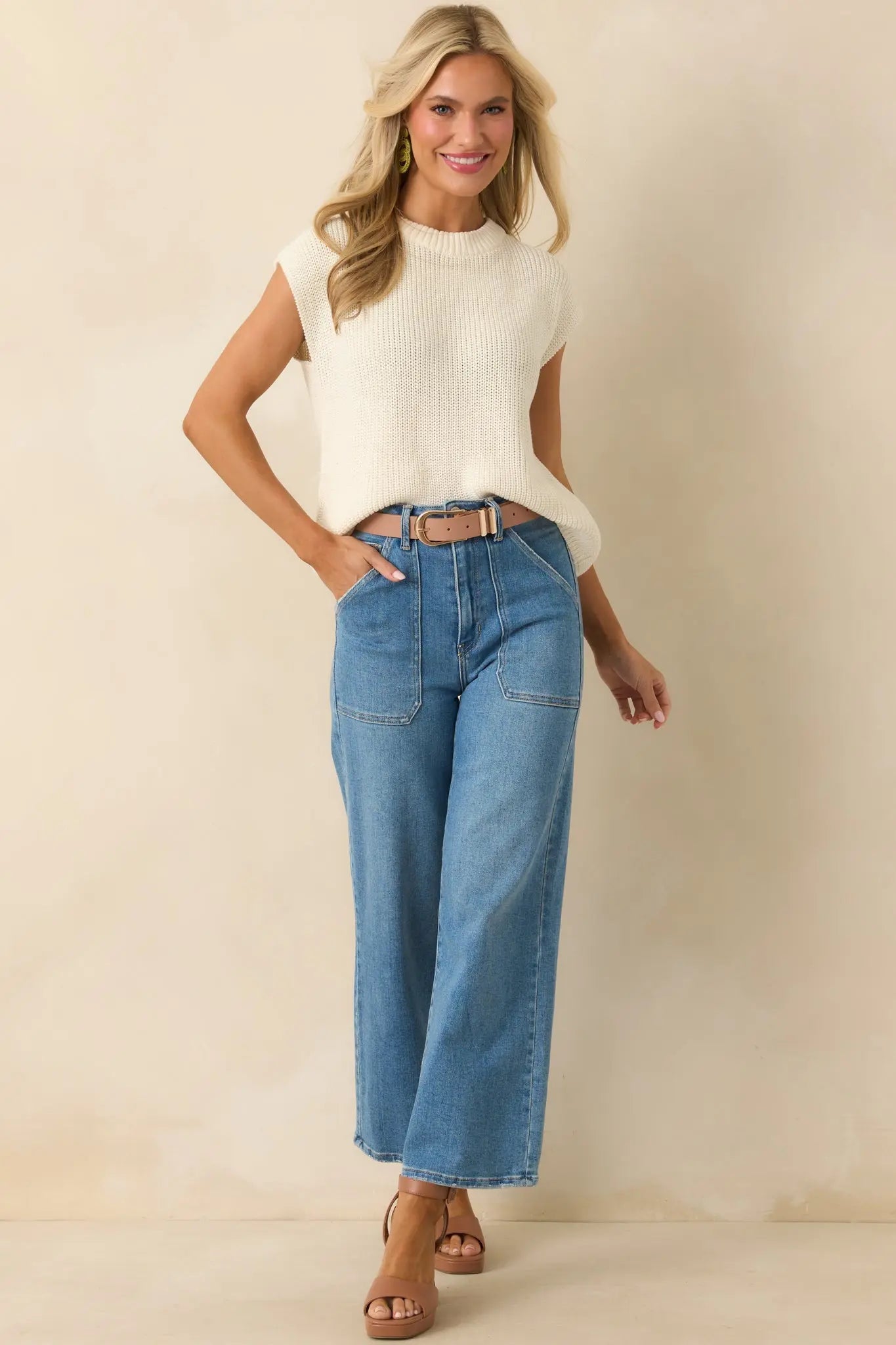 Women's Something Amazing Medium Wash Wide Leg Jeans | 93% Cotton 7