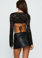 Women's Sonic Sound Faux Leather Cargo Mini Skirt Black | Mini skirt in faux leather fabric & cargo-style 3