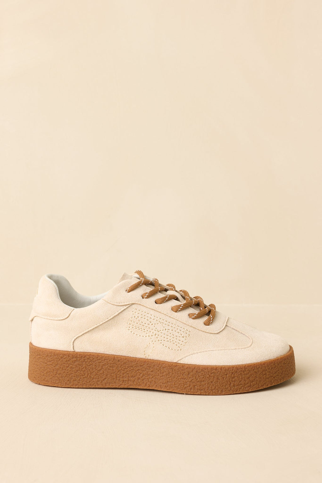 Women's Stand Your Ground Natural Faux Suede Decorative Stitching Lace Up Sneakers | Sole measures 1.25" 2