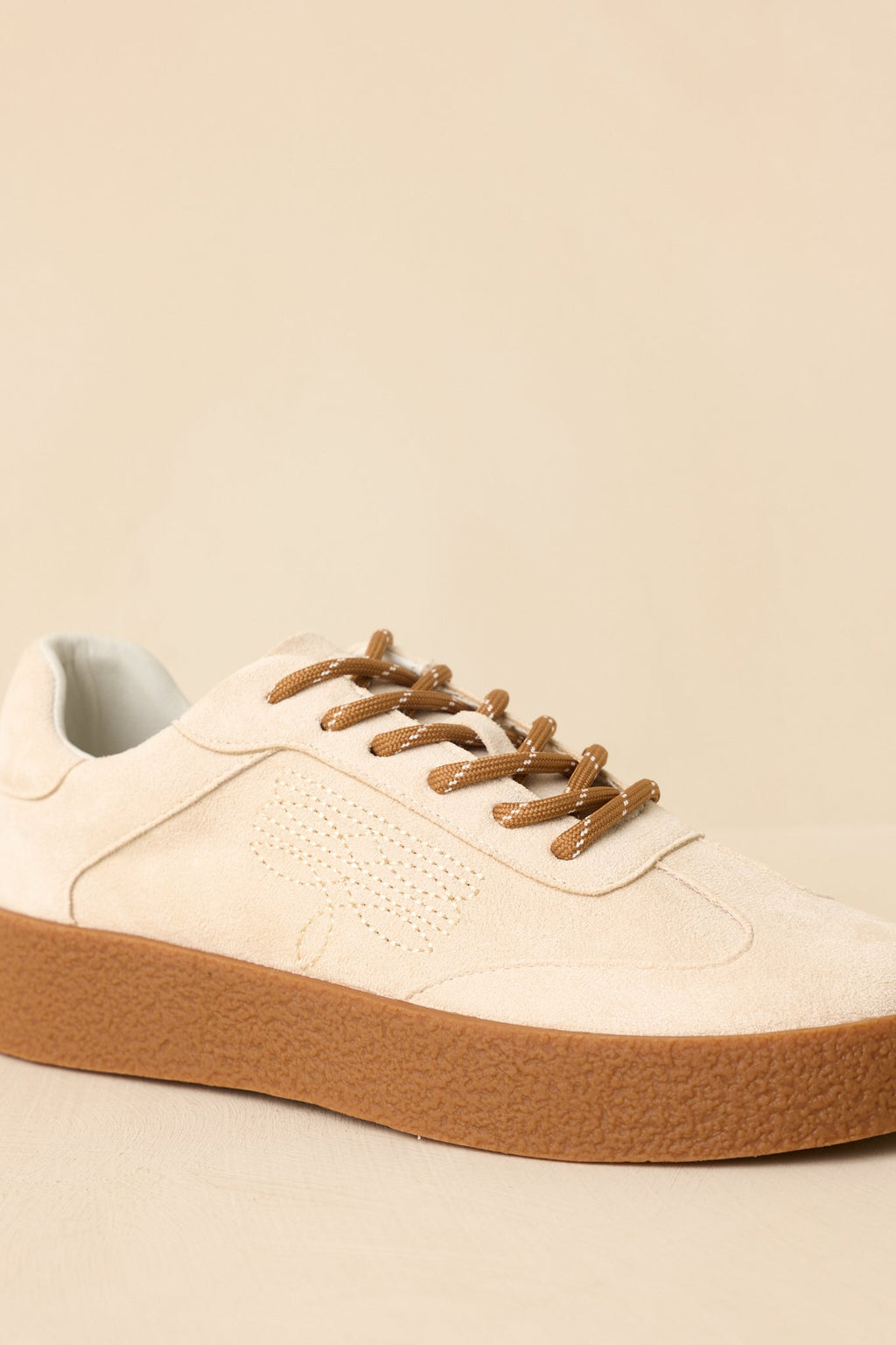 Women's Stand Your Ground Natural Faux Suede Decorative Stitching Lace Up Sneakers | Sole measures 1.25" 3