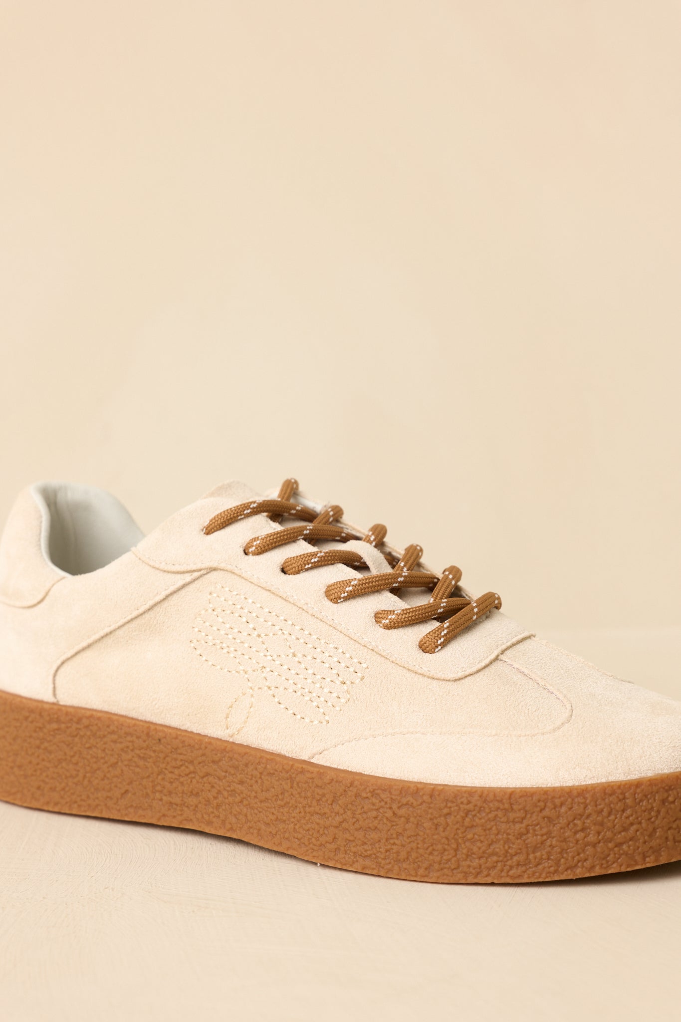 Women's Stand Your Ground Natural Faux Suede Decorative Stitching Lace Up Sneakers | Sole measures 1.25" 3