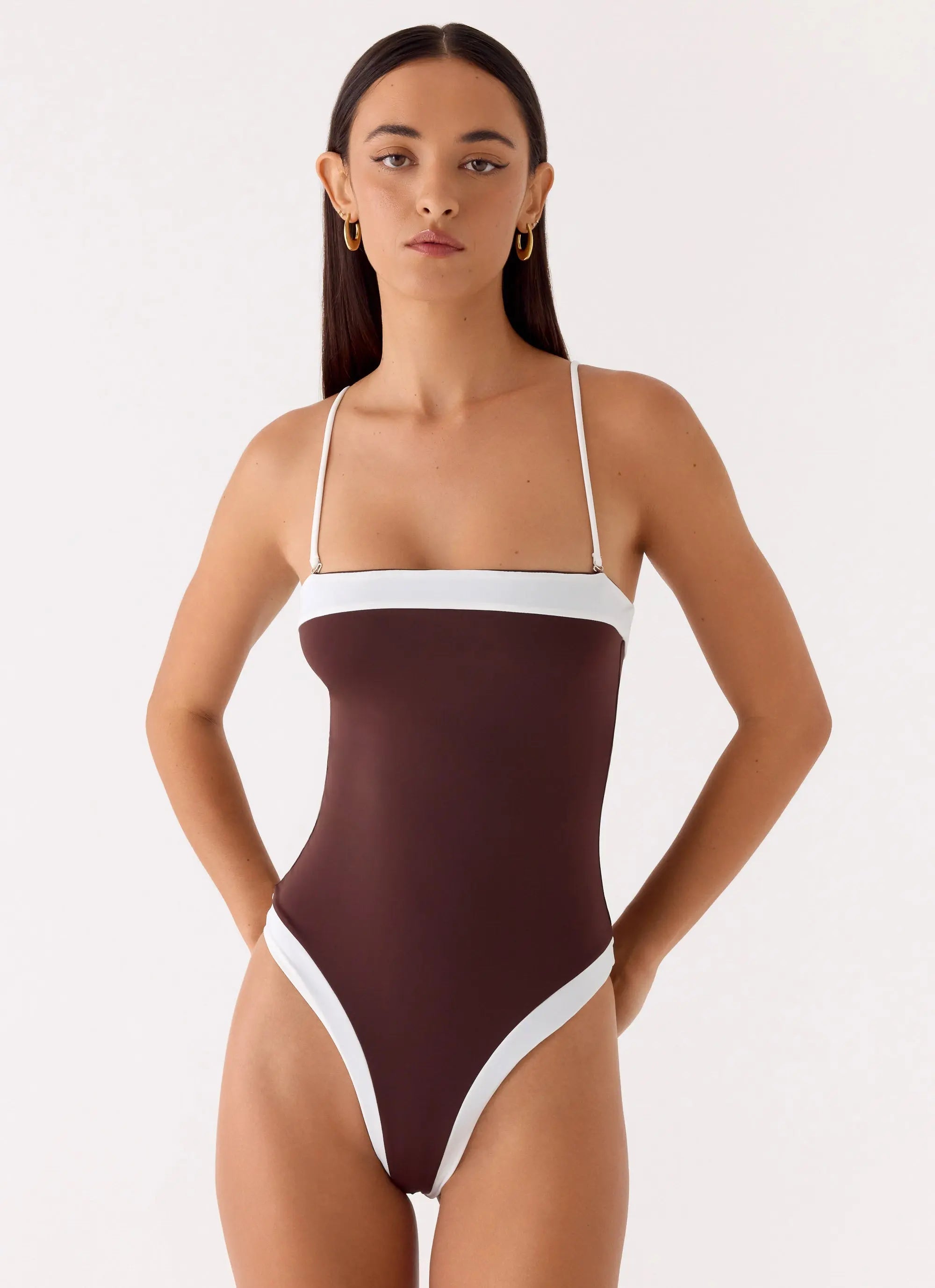 Women's Stylish One Piece Swimsuit with Detachable Strap | Modern Beachwear for Confident Summer Days | Strapless neckli 3
