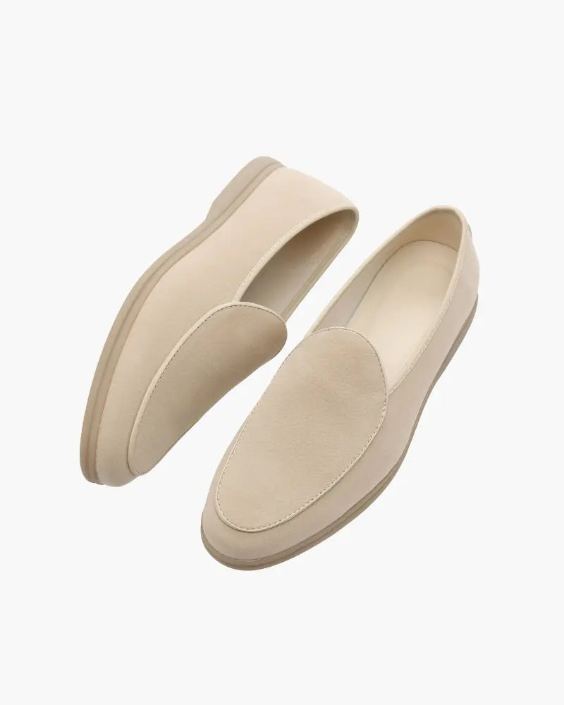Women's The Stirling Loafer | Crafted from supple full-grain leather for a polis 1