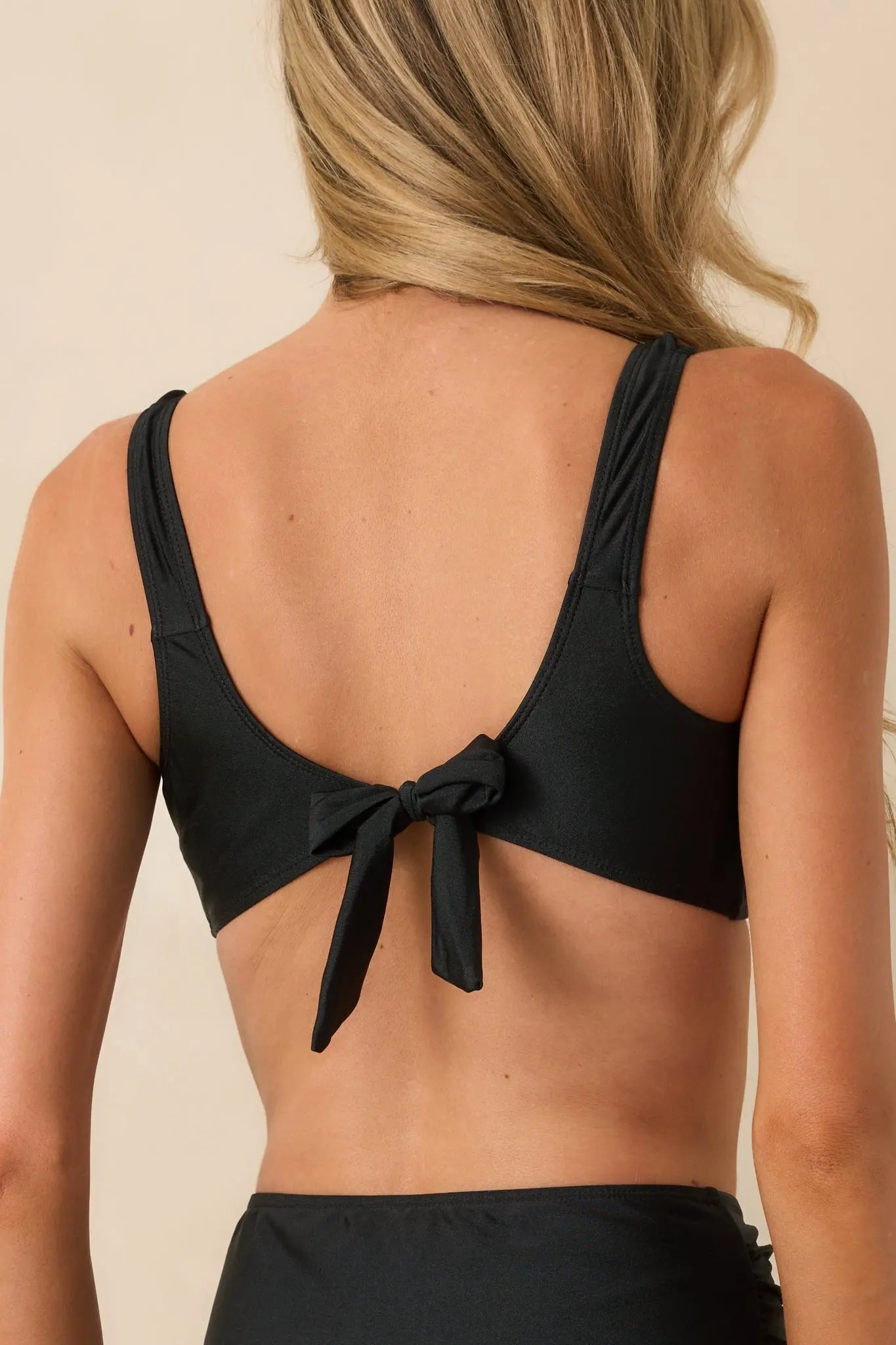 Women's The Waves Are Calling Black Keyhole Cutout Bikini Top | 82% Nylon & 18% Spandex 5