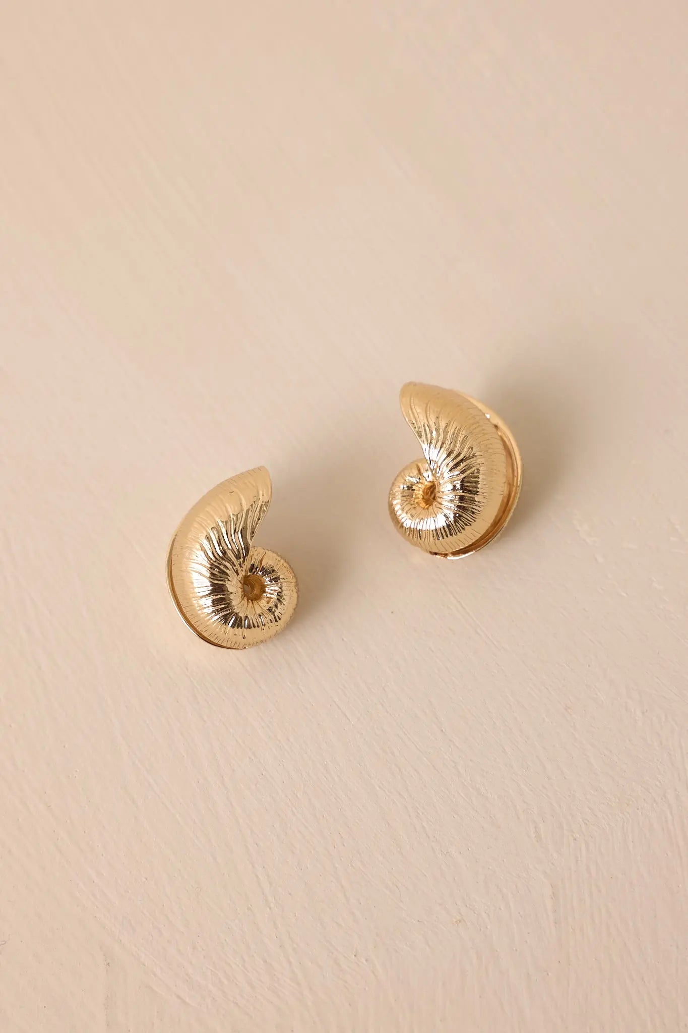 Women's To The Sea And Back Gold Spiral Seashell Earrings | These Earrings Measure: 1.5" in Length 2