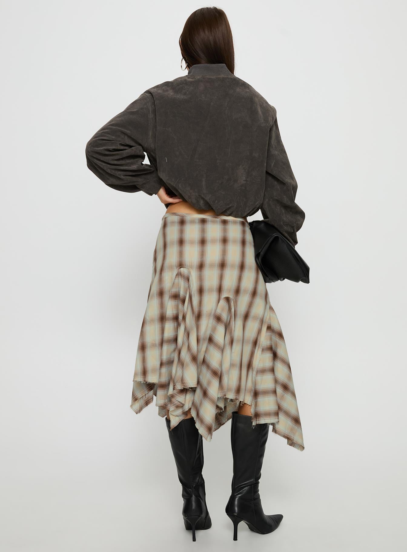 Women's Toshie Asymmetrical Midi Skirt Multi Check | Midi skirt in a check print with an asymmetrical h 4