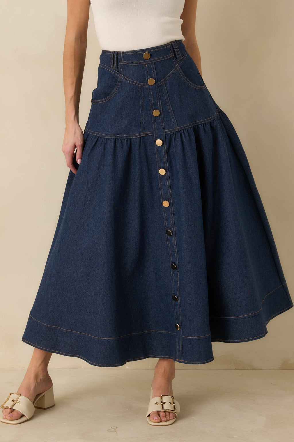 Women's Town & Country Dark Wash Denim Button-Down Maxi Skirt | 78% Cotton 2