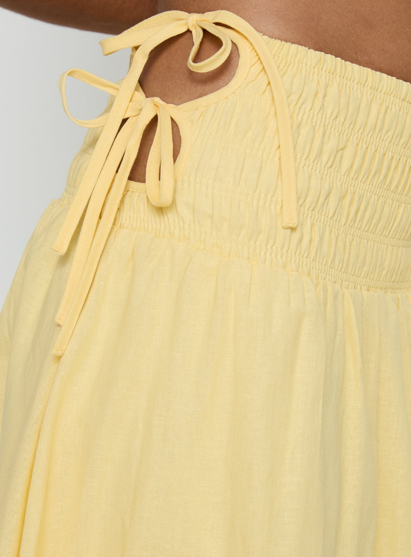 Women's Vence Ruched Maxi Skirt Lemon Yellow | Linen blend ruched maxi skirt 5