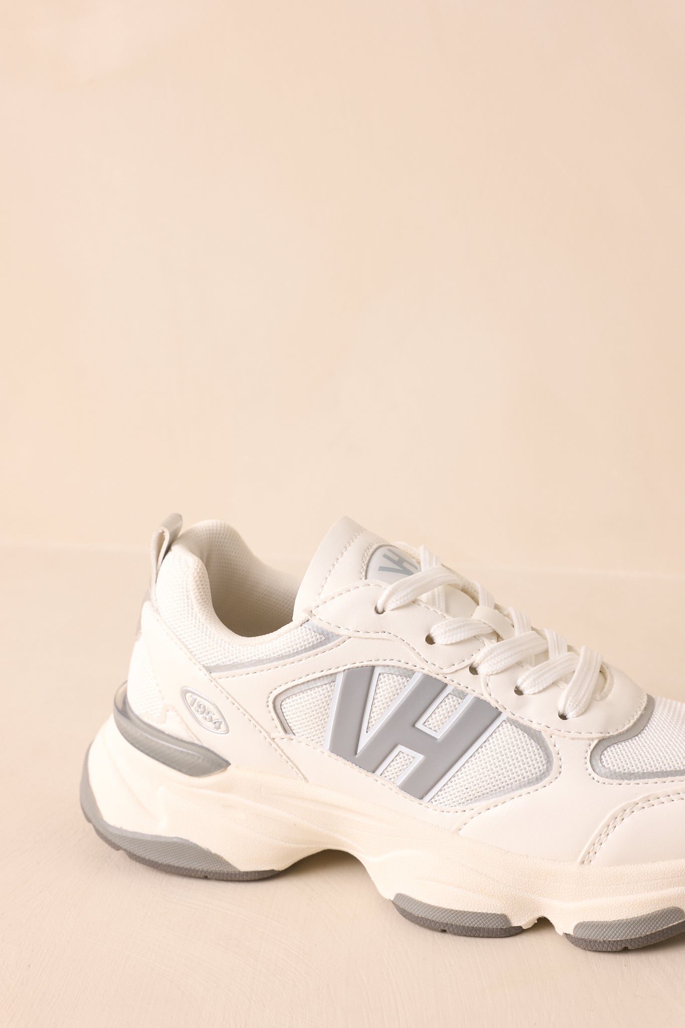 Women's Vintage Havana Dash 10 Grey Sneakers | Sole measures 1.75" 2