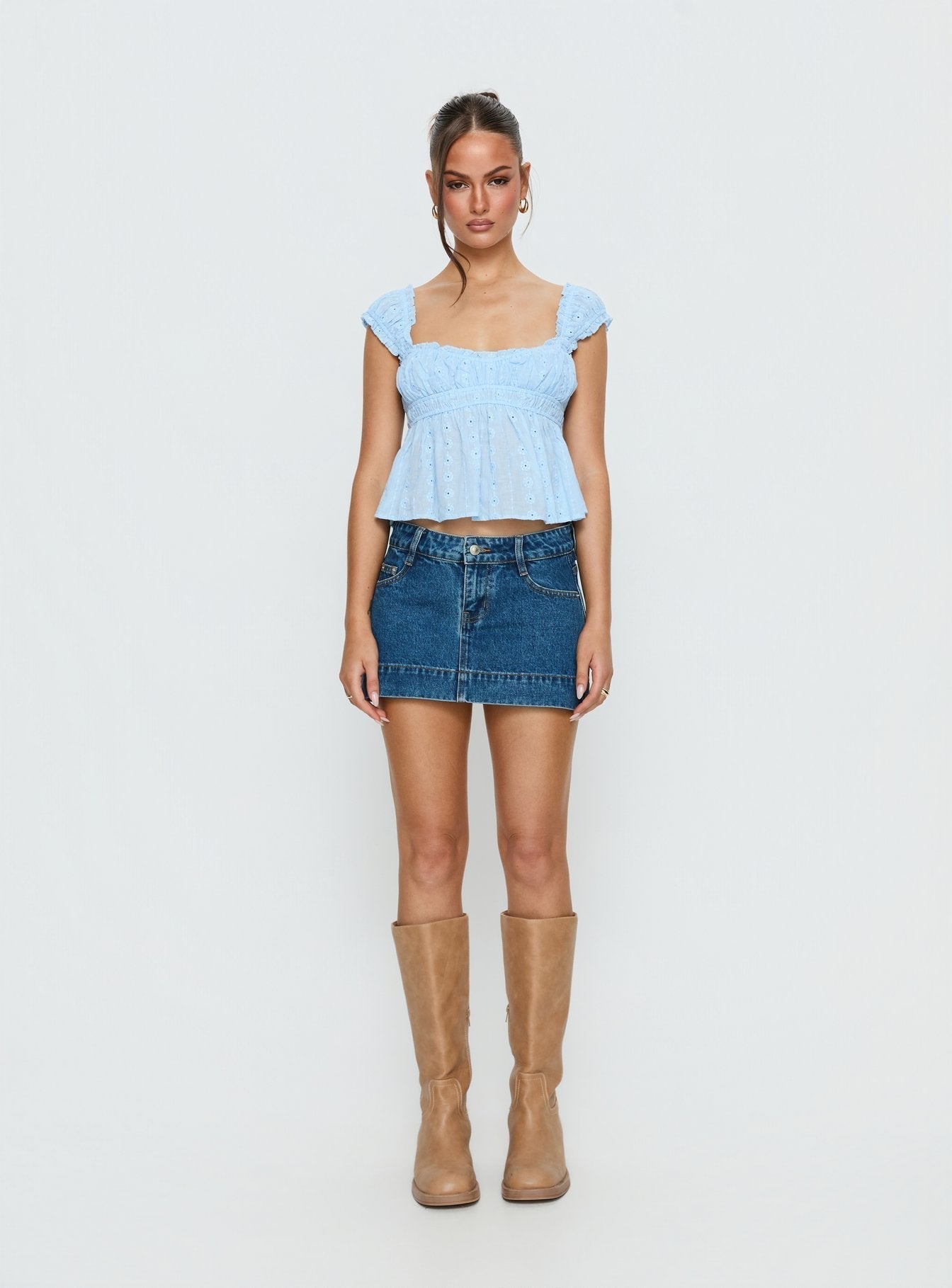 Women's Warna Low Rise Denim Mini Skirt Mid Blue Wash | Denim mini skirt in a low-rise fit 5