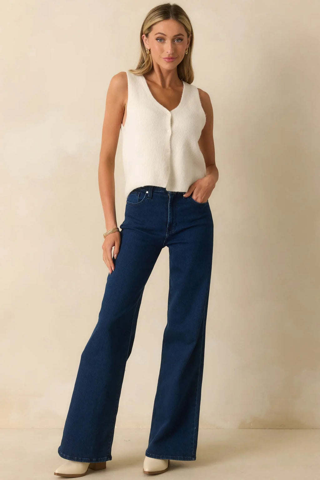 Women's Wherever We Go Dark Wash Cotton Denim Wide Leg Jeans | 93% Cotton 7