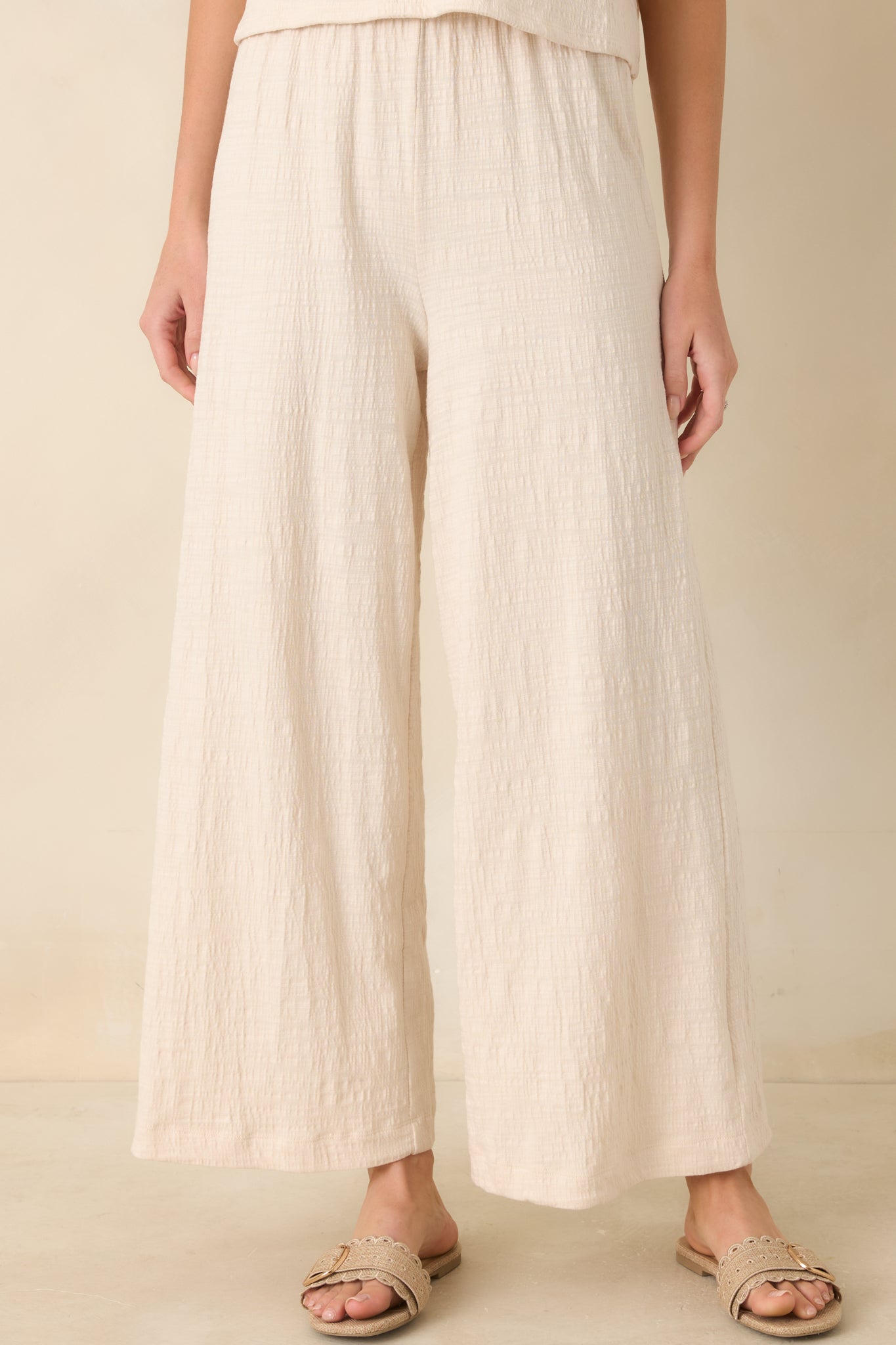 Women's Z Supply Ivory Scout Textured Slub Pants | 65% Polyester 4