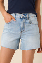 Women's Z Supply Light Wash Jonah Mid Rise Relaxed Cotton Denim Shorts | 99% Cotton & 1% Lycra 0