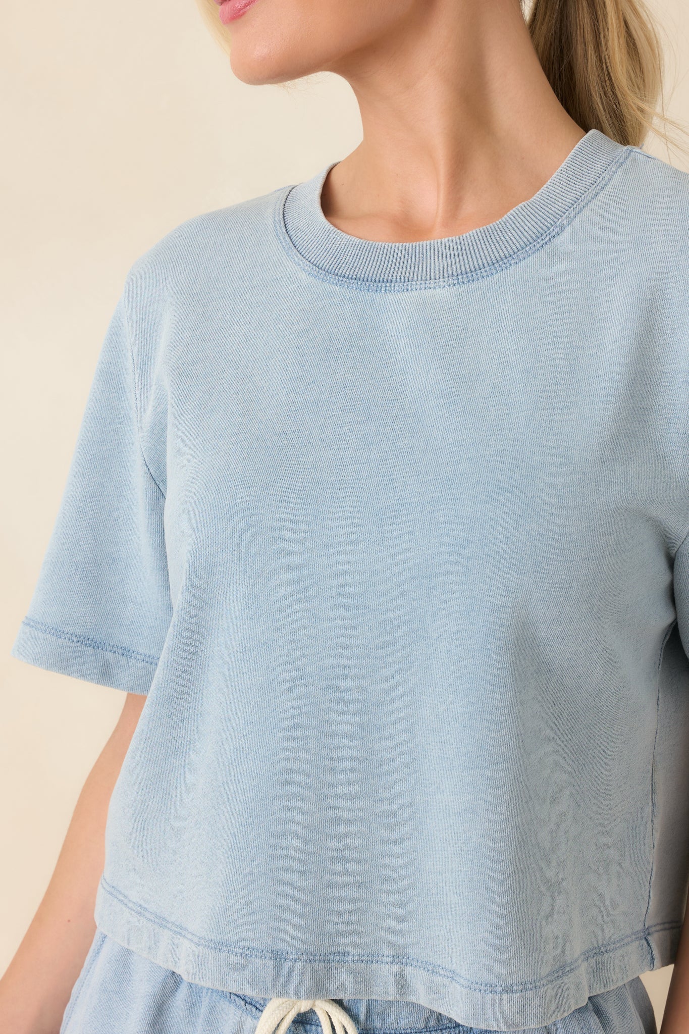 Women's Z Supply Medium Wash Curran Knit Denim Cropped Sweatshirt | 85% Cotton & 15% Polyester 2