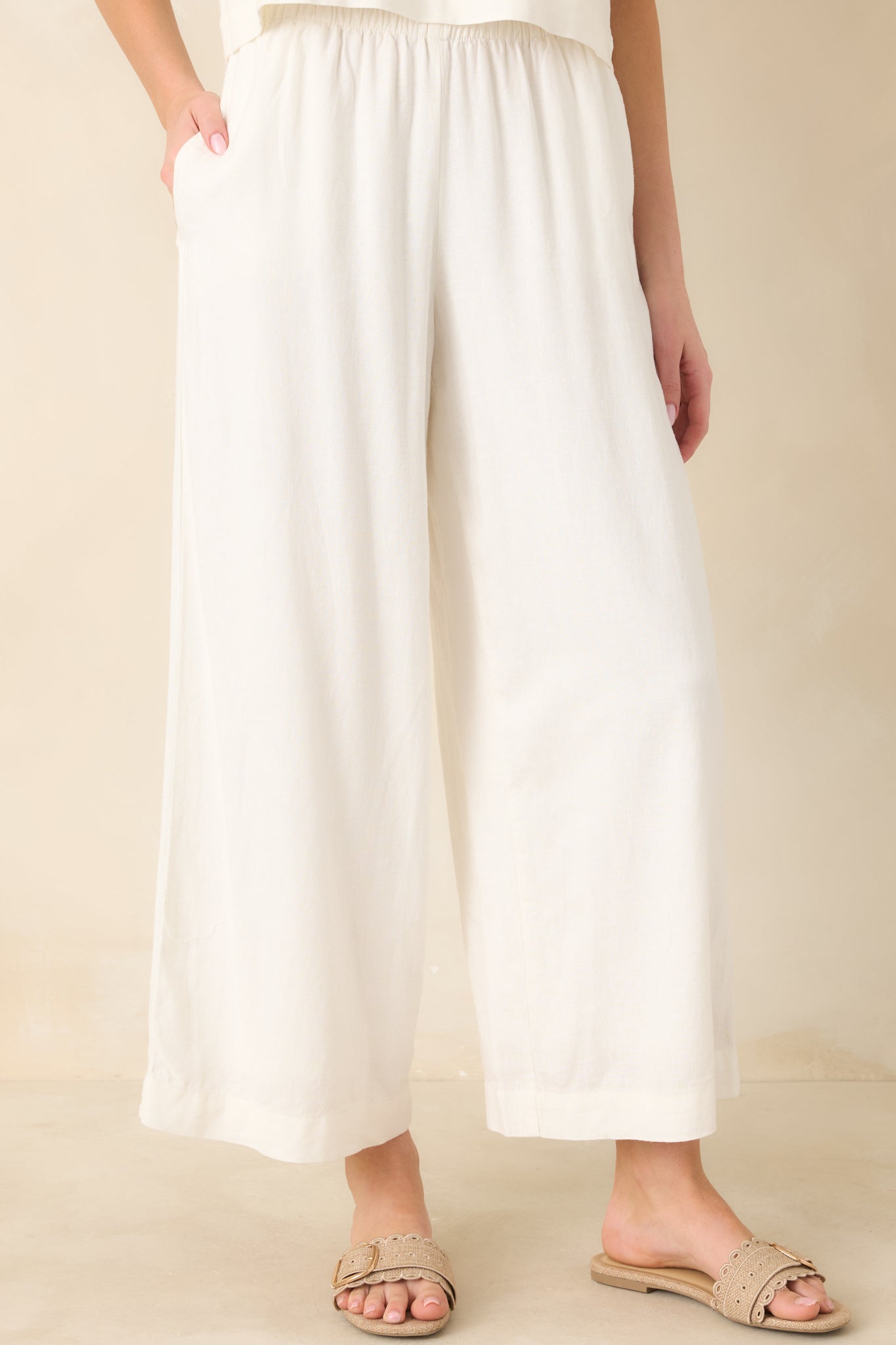 Women's Z Supply White Scout Linen Pants | 55% Linen & 45% Rayon 3